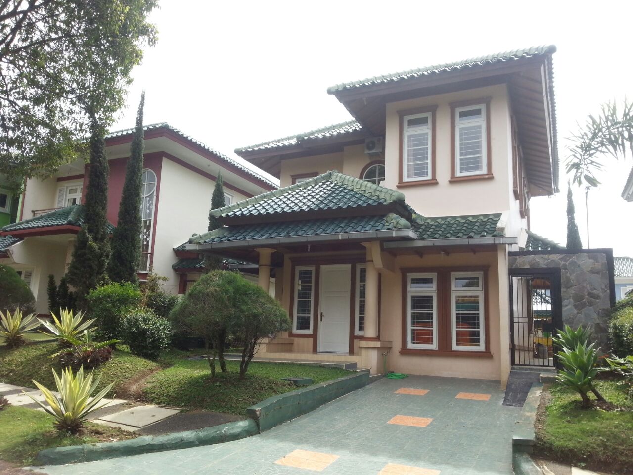 Villa Resort 4 Kamar, Sewa Villa Di Puncak Dengan Private Pool