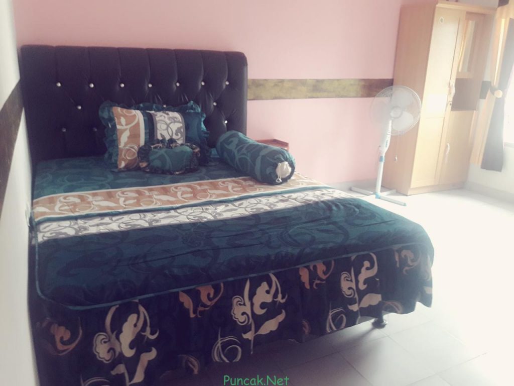 Villa DN Cipanas Puncak 3 Kamar Kolam Renang Pribadi Dekat ...