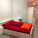 Villa Minimalis 6 Kamar Tidur Dengan Fasilitas Kolam Renang Pribadi